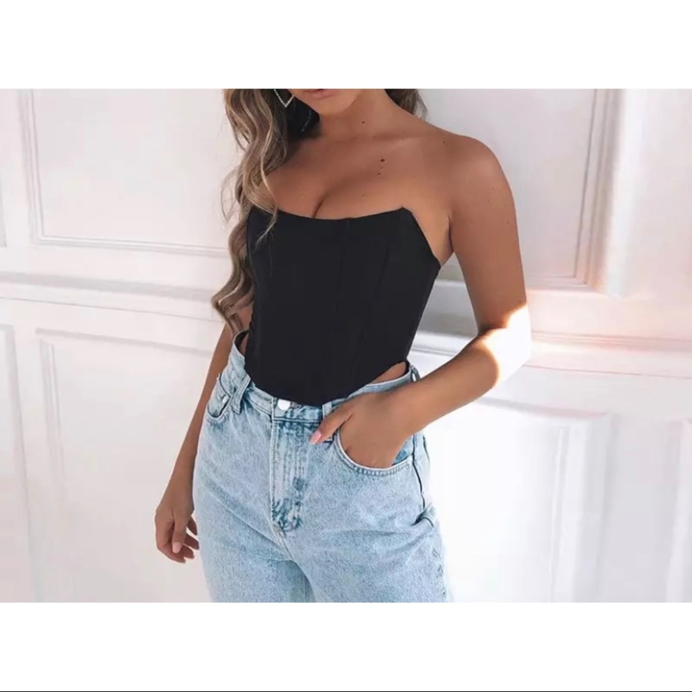 “BLACK CORSET TOP”
